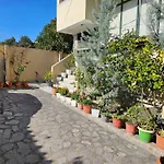 Dion Apartament