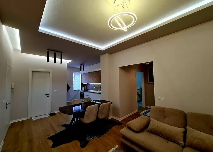 Dion Apartament Elbasan